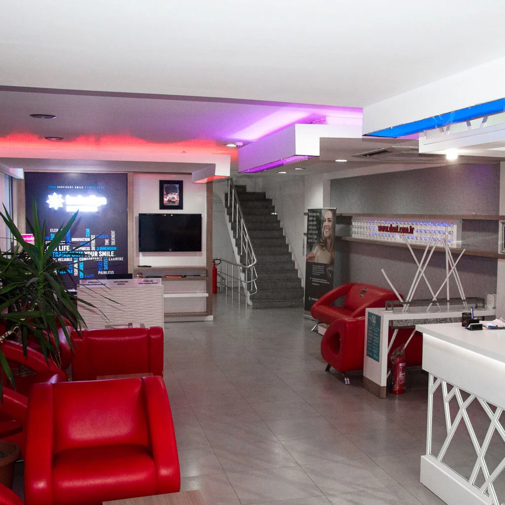 Ant Modern Diş Kliniği Ekibi